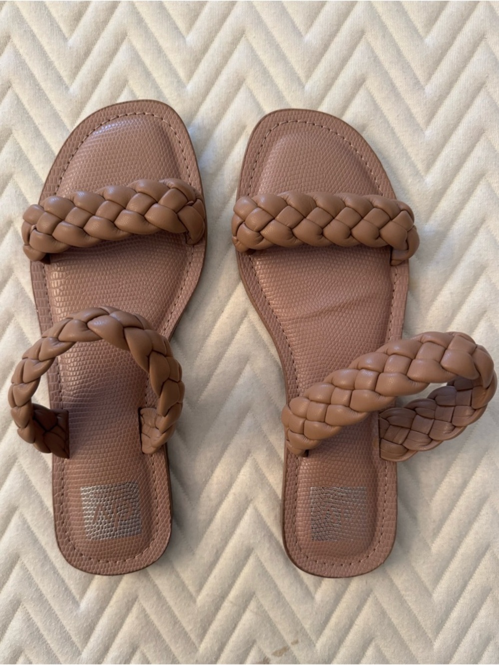 Dolce Vita Tan Braided Slide Sandals Size 9.5 Boho Summer Flat